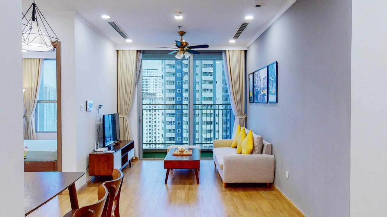 Căn hộ Bom Homes Vinhomes Gardenia Luxury *